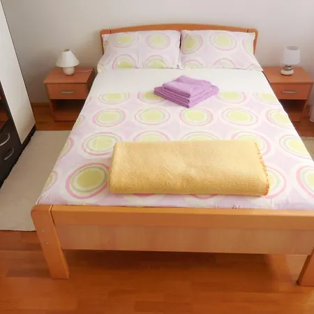 Apartmán With Wifi - 11692 *