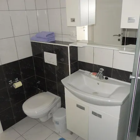 Apartmán With Wifi - 11692
